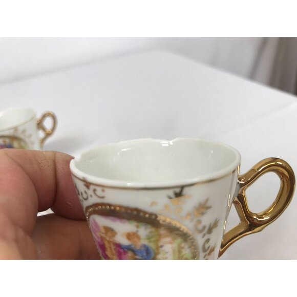 VINTAGE FOOTED DEMITASSE CUPS AND SAUCERS ~ CAMEO PRINT W/ GOLD DETAIL - Picture 4 of 6